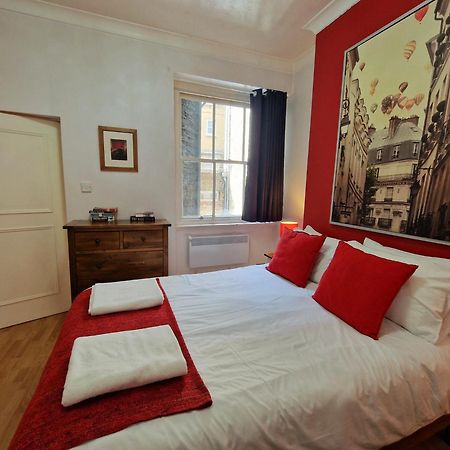 Апартаменты Cozy Flat, 5 Minute Walk To Oxford Circus Лондон Экстерьер фото