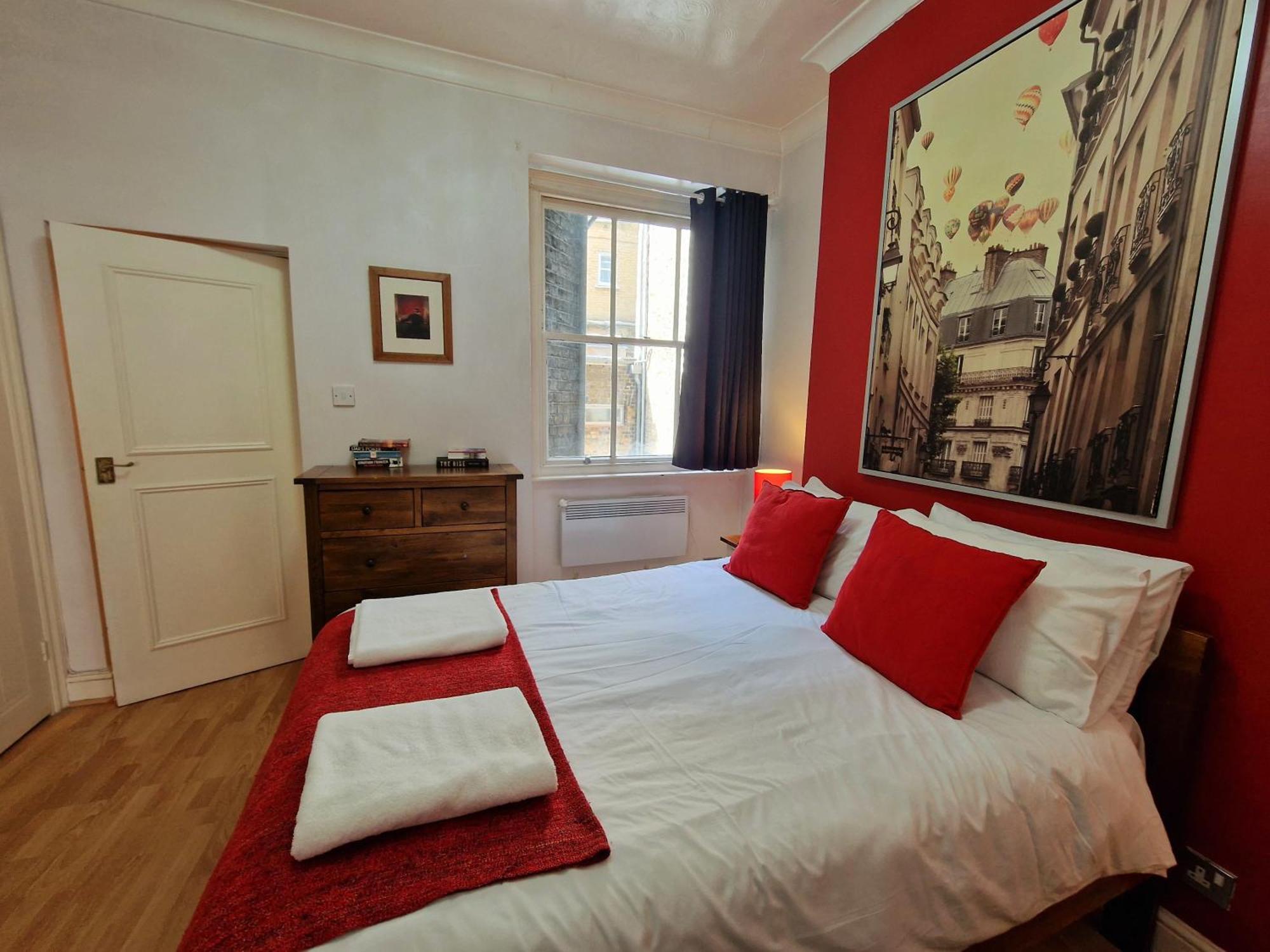 Апартаменты Cozy Flat, 5 Minute Walk To Oxford Circus Лондон Экстерьер фото